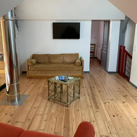 La Fontaine - Detente - Piscine Jacuzzi - 12p